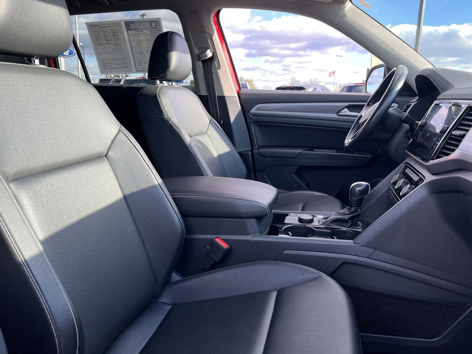 Used 2021 Volkswagen Atlas SEL image 28