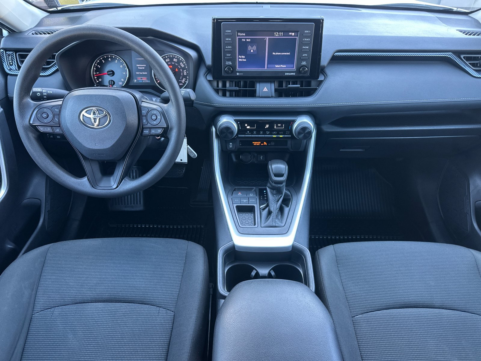 Used 2021 Toyota RAV4 LE FWD image 13