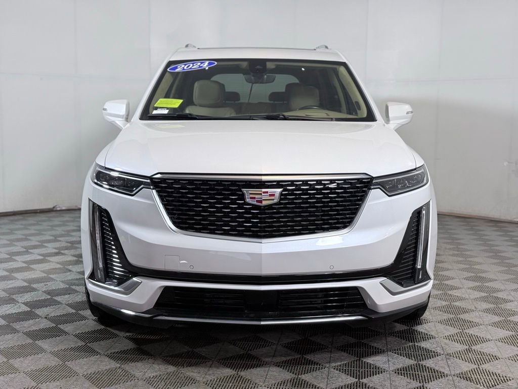 Used 2024 Cadillac XT6 Premium Luxury w/ Platinum Package image 9