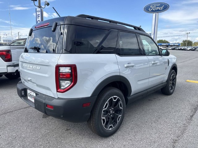 New 2026 Ford Bronco Sport Outer Banks AWD/4WD image 5