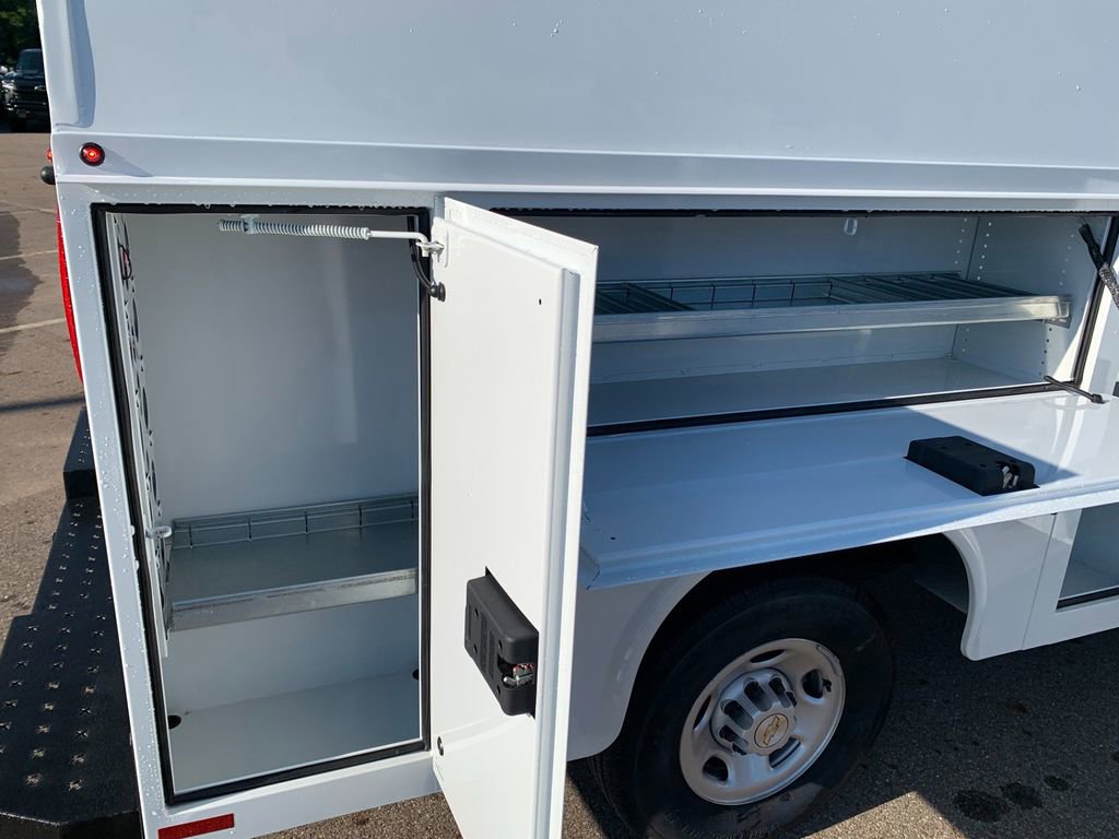 New 2025 Chevrolet Express 3500 Work Van w/ Power Convenience Package RWD image 26