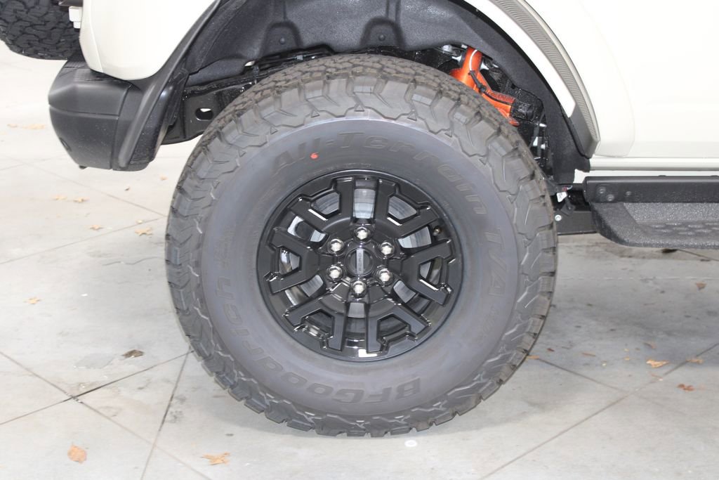 New 2025 Ford Bronco Raptor image 13