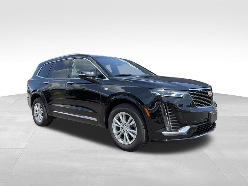 Used 2025 Cadillac XT6 Luxury FWD image 1