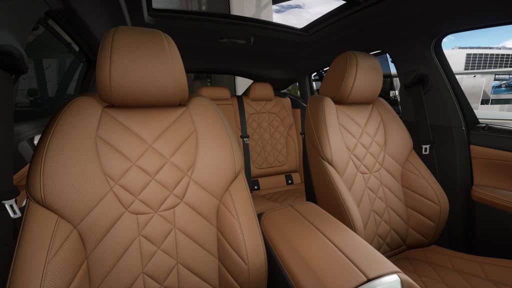 New 2026 BMW X6 xDrive40i w/ Executive Package image 37