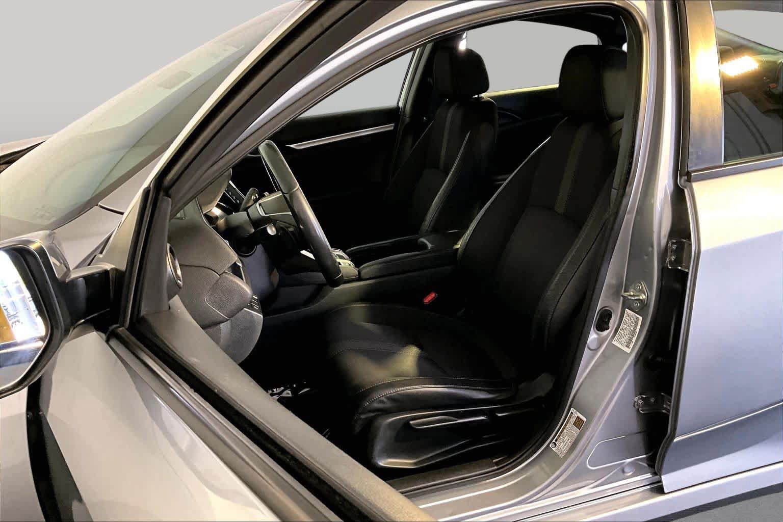 Used 2020 Honda Civic Sport image 9