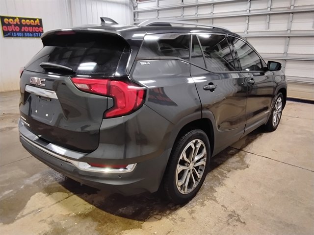 Used 2018 GMC Terrain SLT w/ Preferred Package FWD image 3