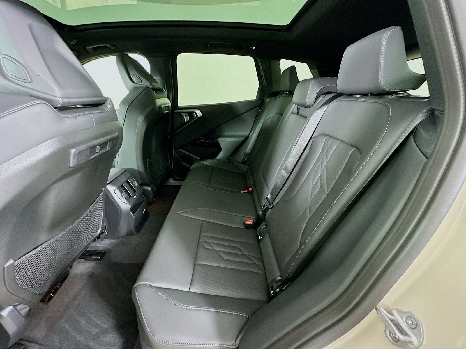 New 2026 BMW X3 xDrive30i w/ Premium Package AWD/4WD image 36