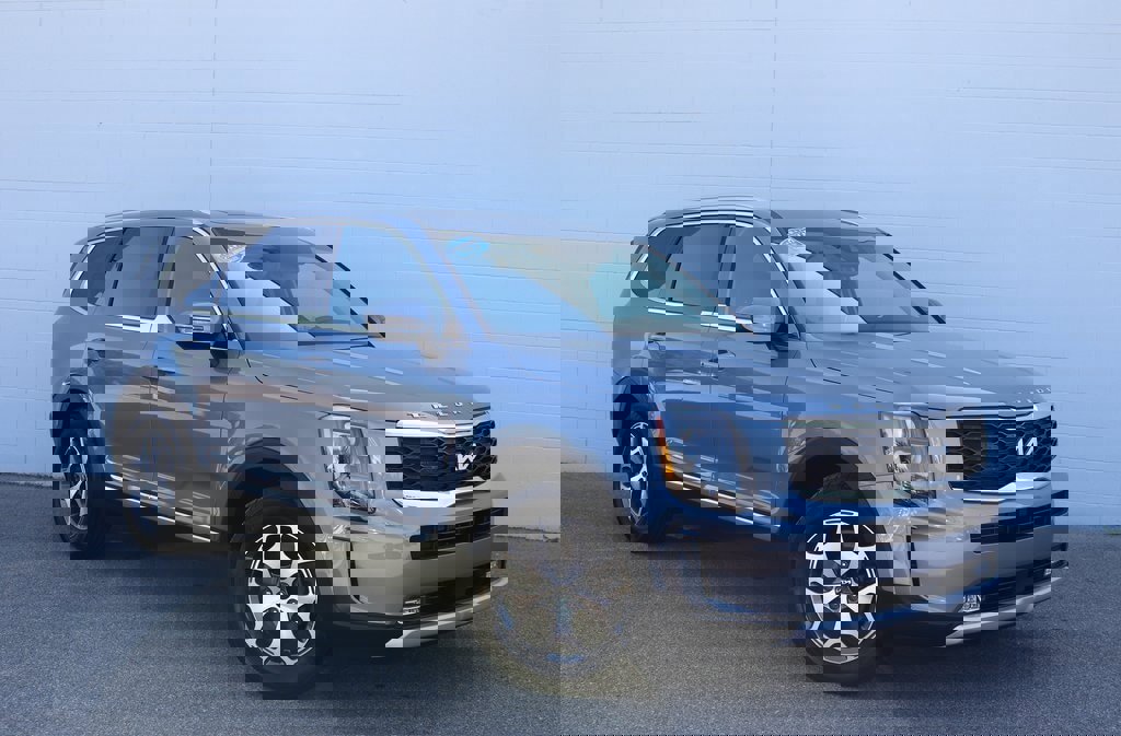 Used 2022 Kia Telluride EX image 1