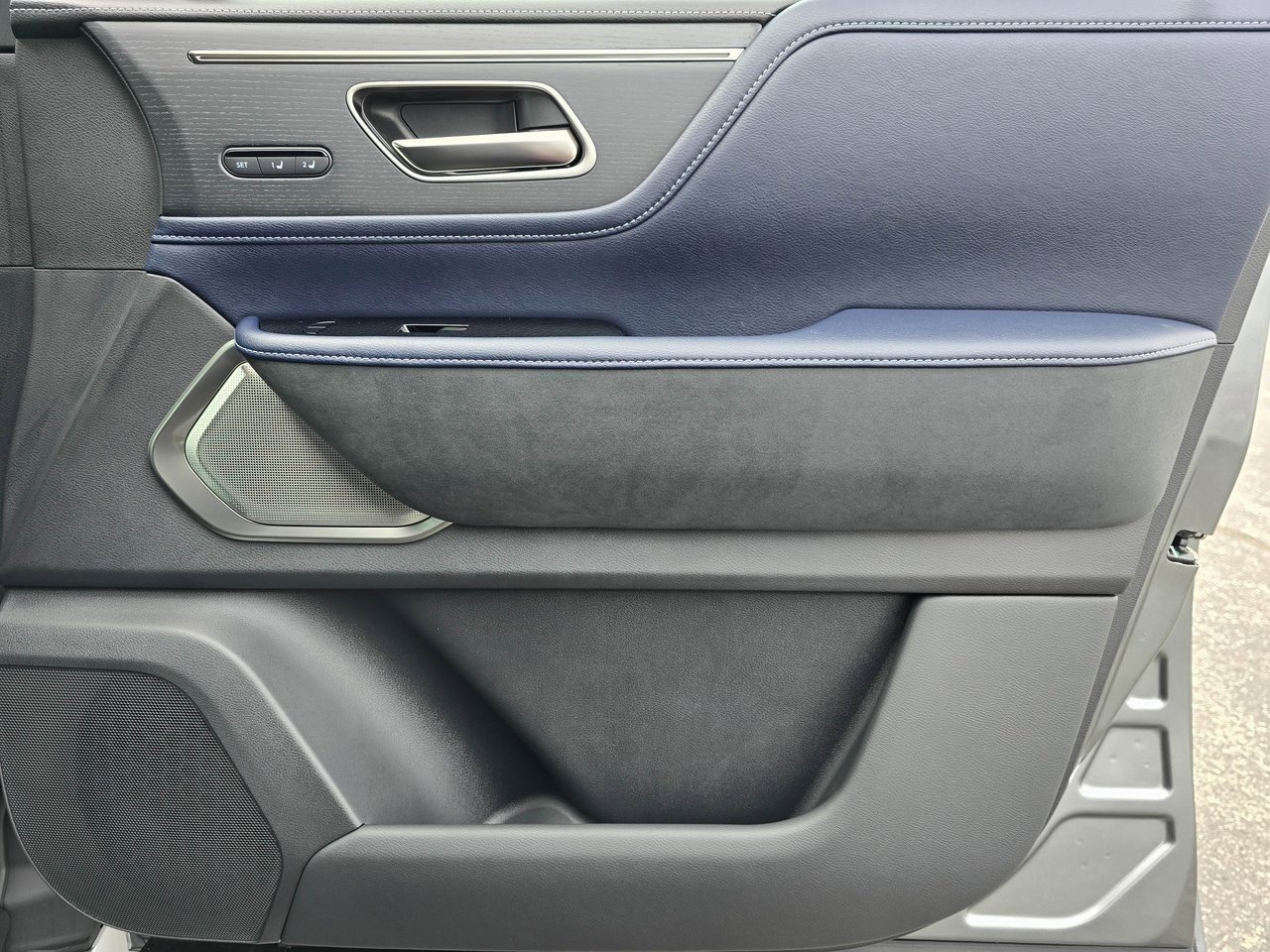 New 2026 INFINITI QX80 4WD image 48