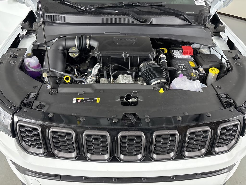 New 2026 Jeep Compass Latitude w/ Sun and Sound Group AWD/4WD image 44