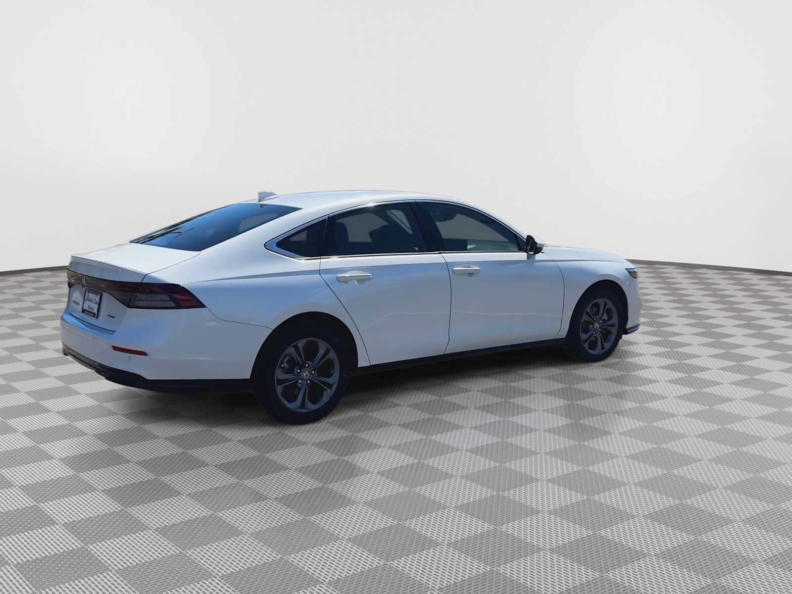 New 2026 Honda Accord EX-L image 8