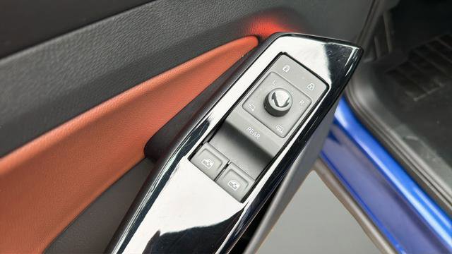 Used 2021 Volkswagen ID.4 Pro S image 35