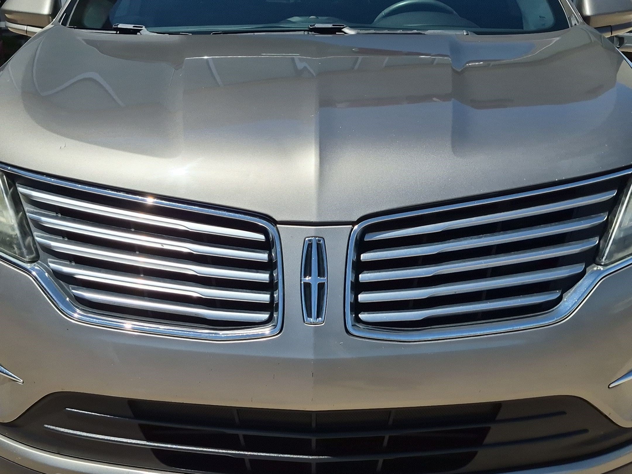 Used 2017 Lincoln MKC Premiere FWD image 9
