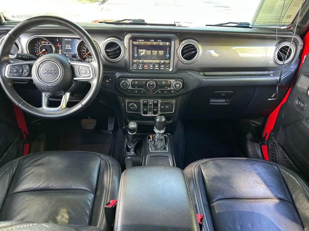 Used 2018 Jeep Wrangler Unlimited Sahara AWD/4WD image 11