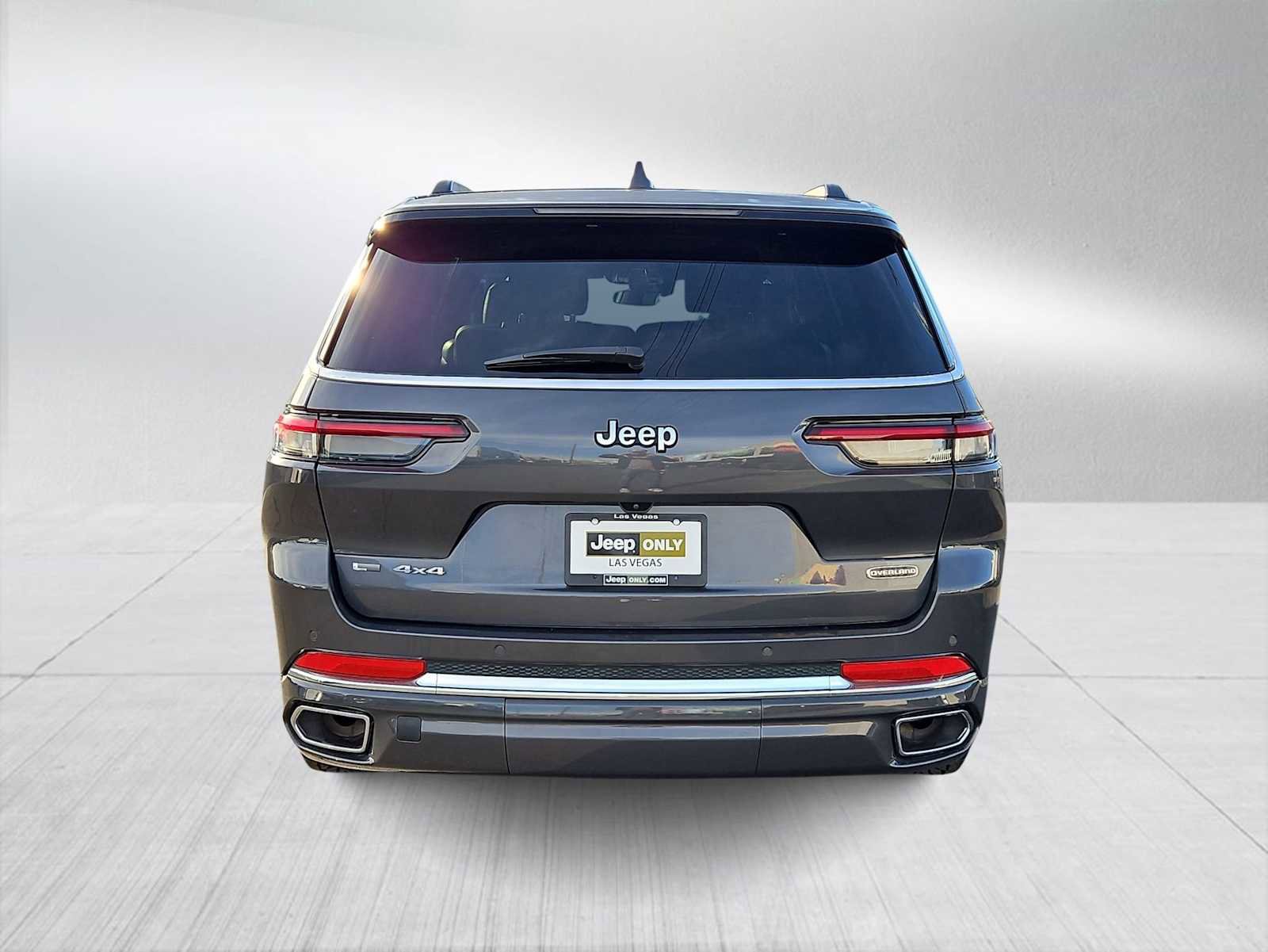 Used 2023 Jeep Grand Cherokee L Overland image 7