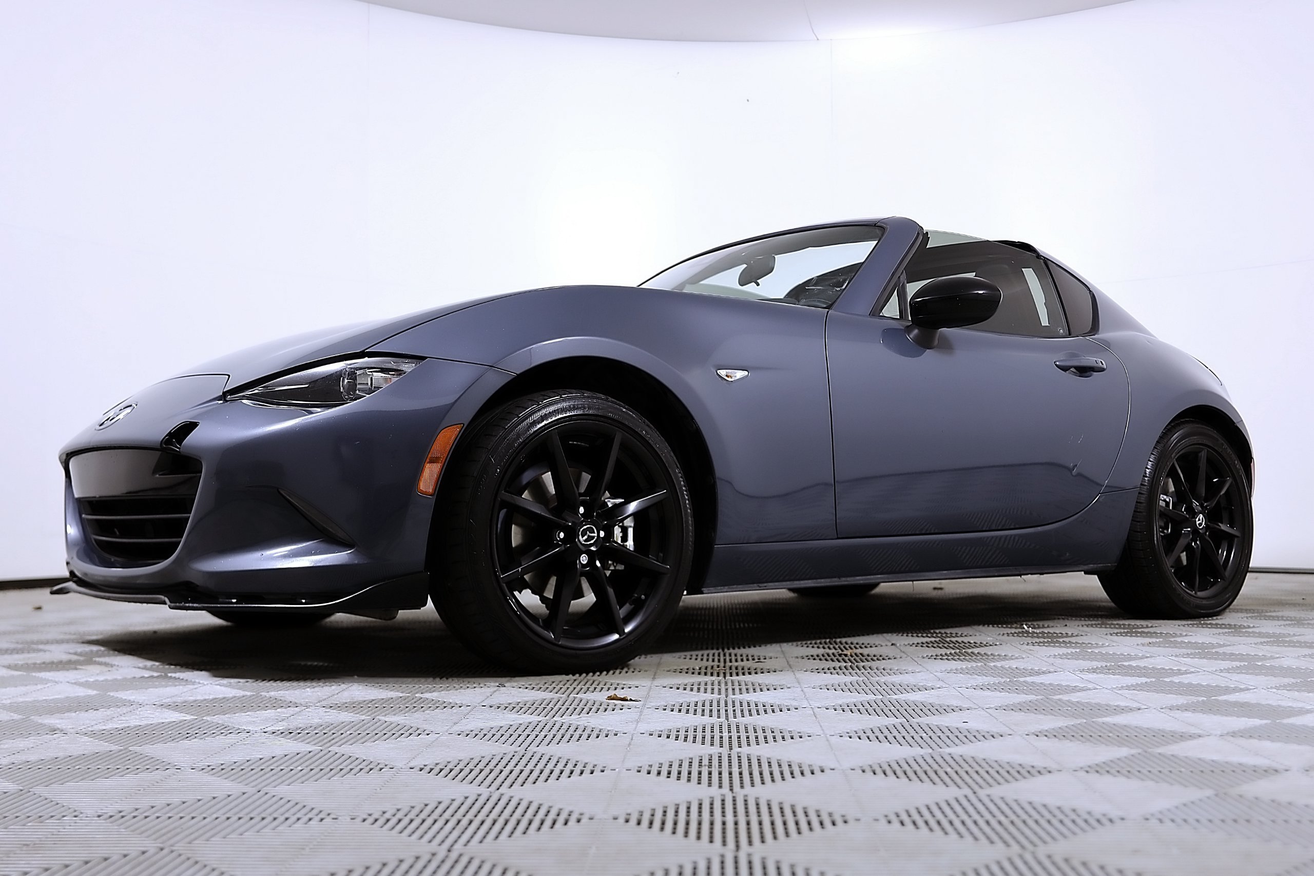 Used 2021 MAZDA MX-5 Miata RF Club RWD image 2
