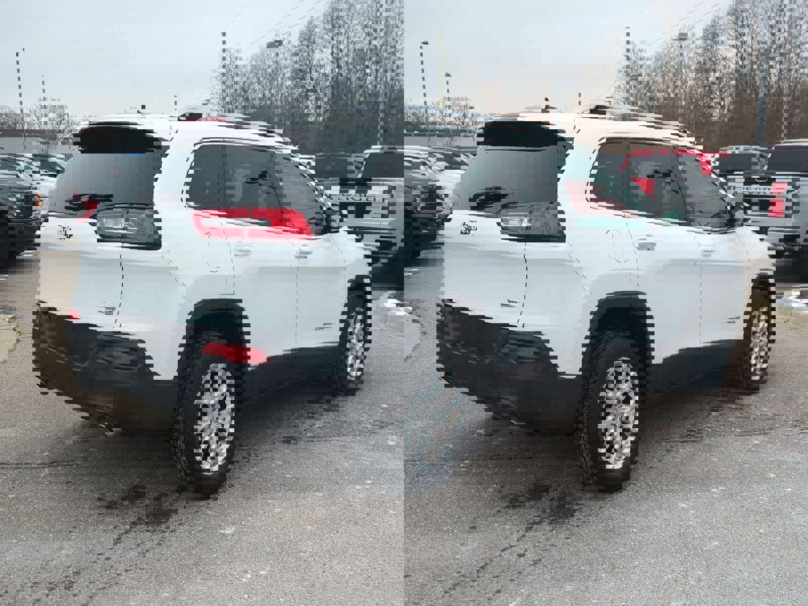 Used 2014 Jeep Cherokee Latitude image 8