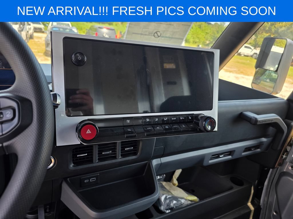 Used 2024 Chevrolet Brightdrop 400 w/ Commercial Equipment Package AWD/4WD image 8