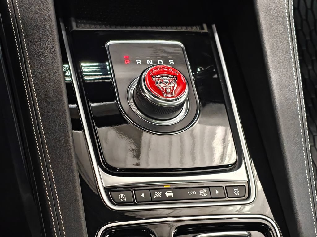 Used 2020 Jaguar F-PACE S AWD/4WD image 10