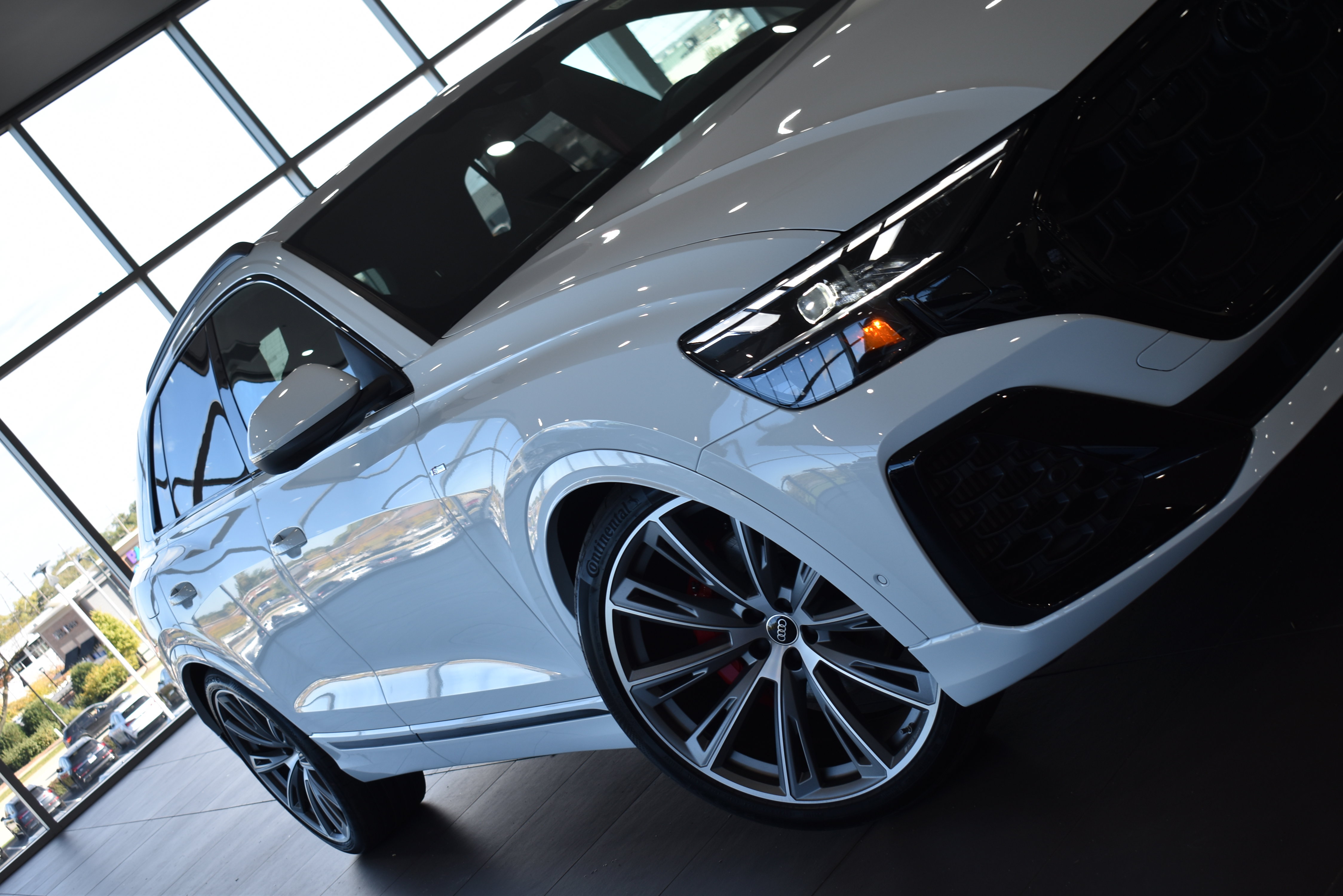 New 2026 Audi Q8 Prestige image 3