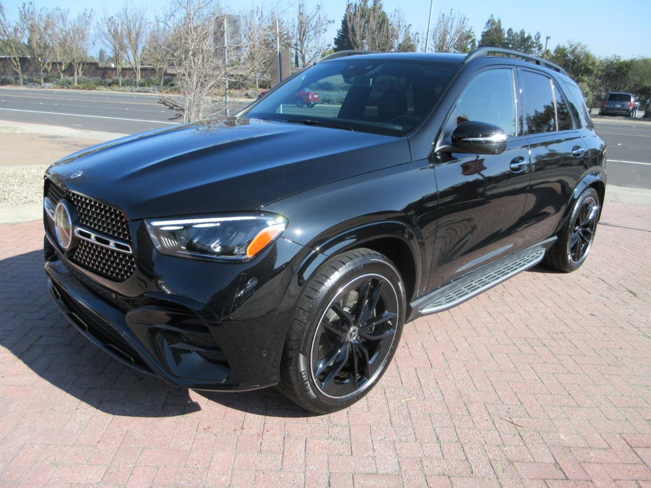 Used 2025 Mercedes-Benz GLE 580 4MATIC image 76