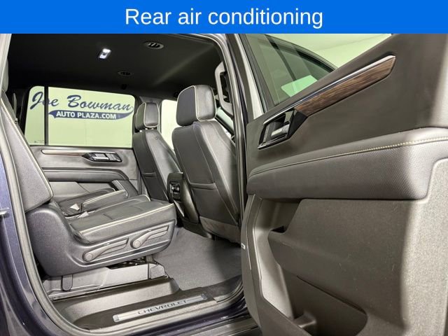 Used 2025 Chevrolet Suburban Premier image 20