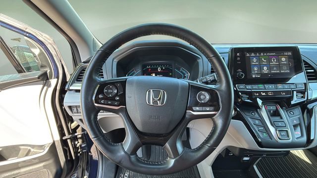 Used 2023 Honda Odyssey Touring image 13