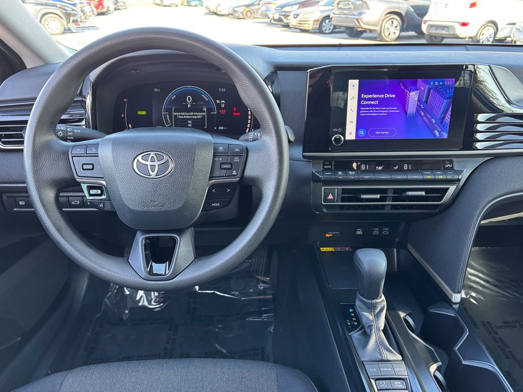 Certified 2025 Toyota Camry LE image 21