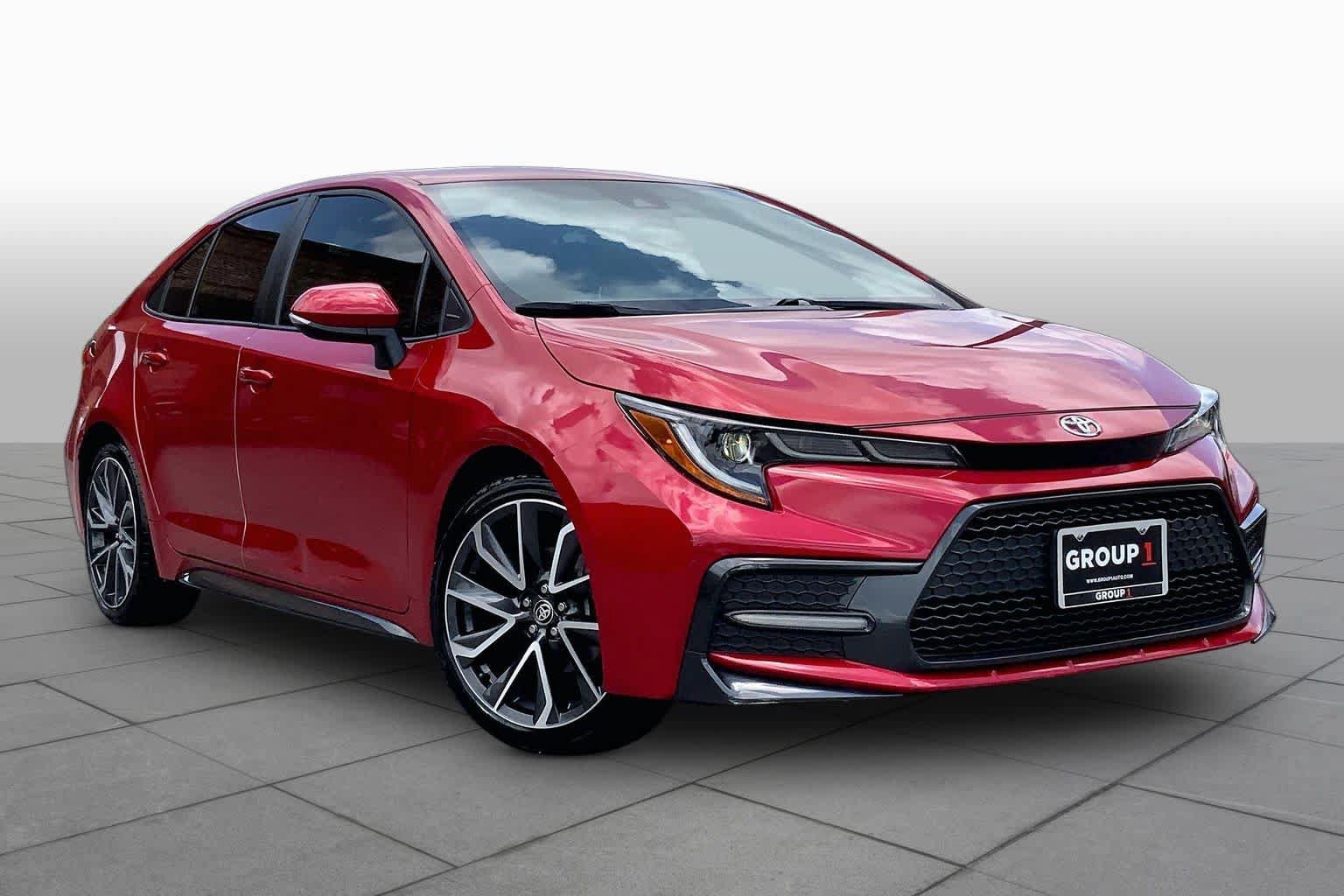 Used 2020 Toyota Corolla SE FWD image 3