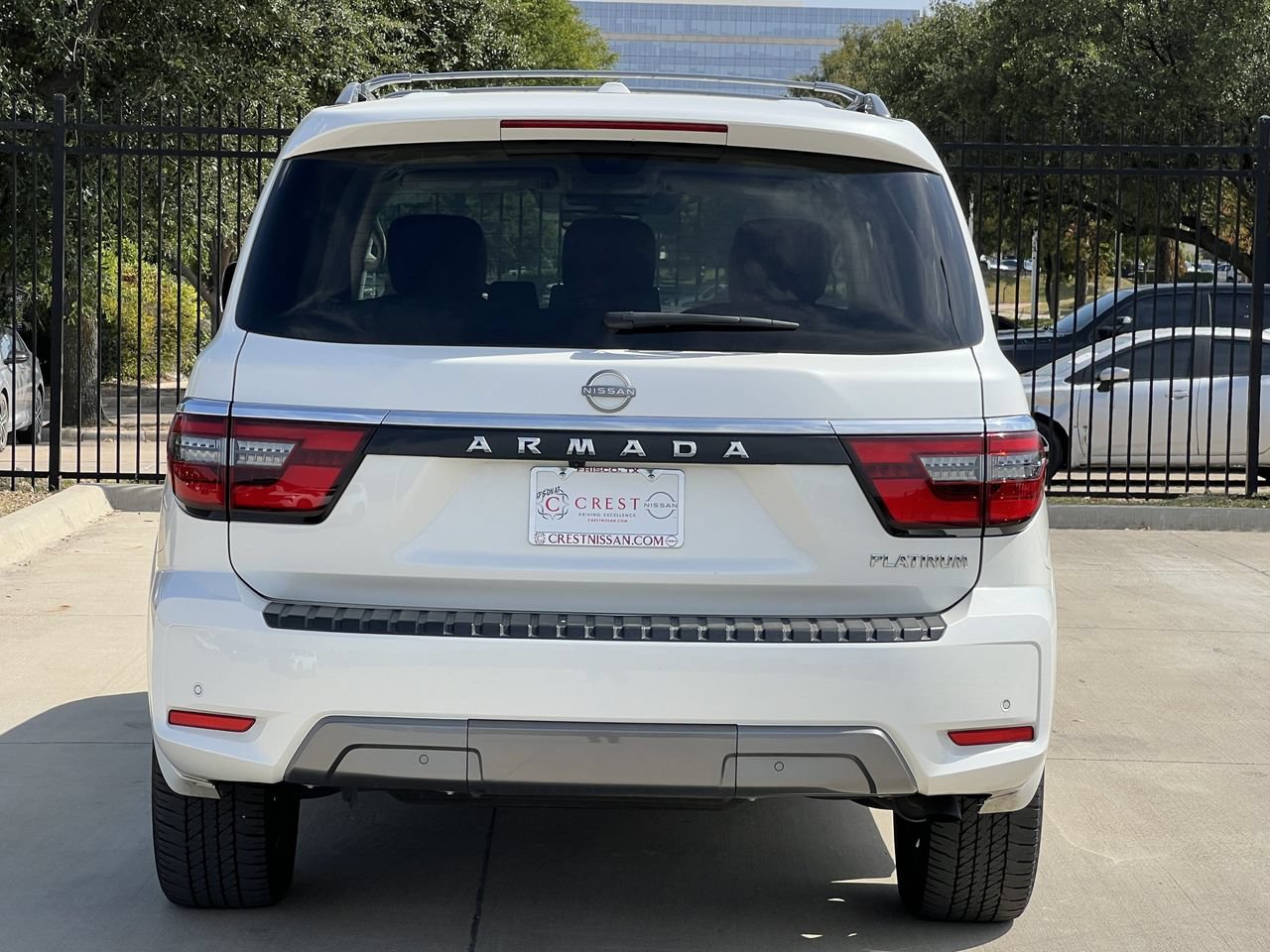 Used 2024 Nissan Armada Platinum w/ Cargo Package RWD image 4