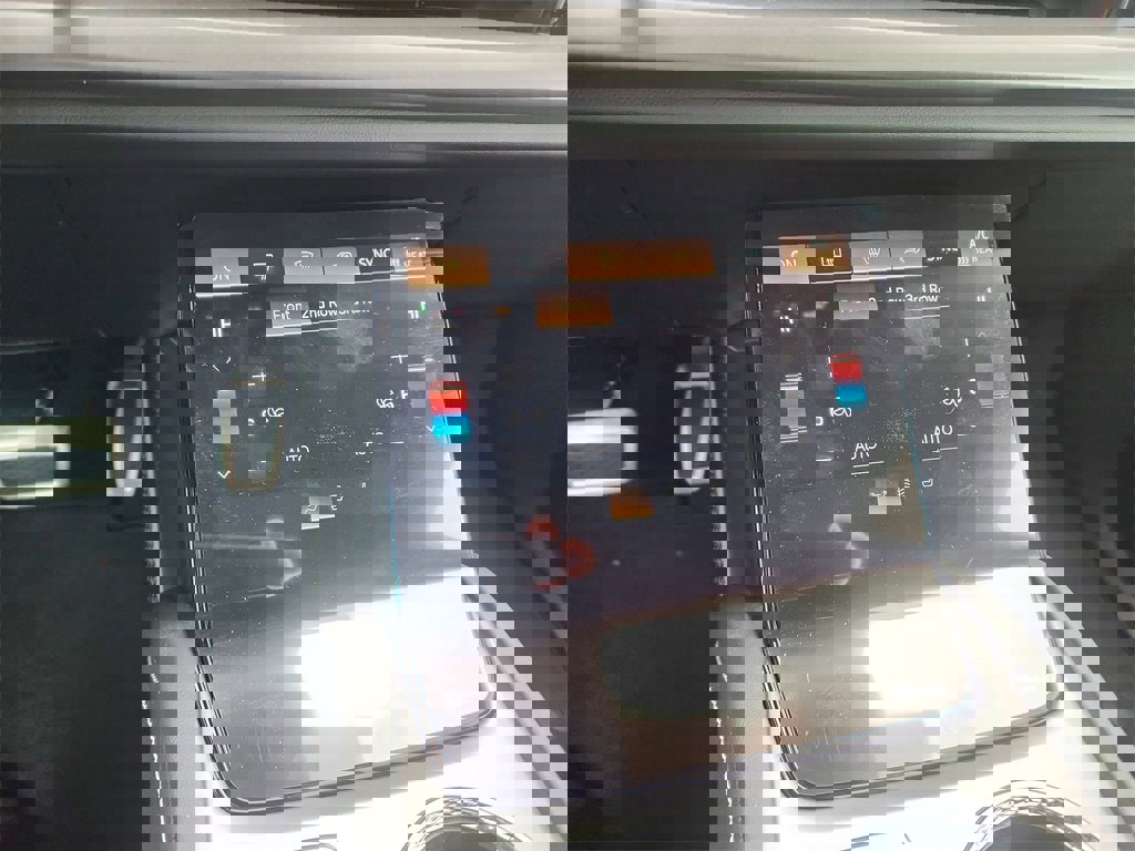 New 2026 Cadillac Vistiq Sport image 16