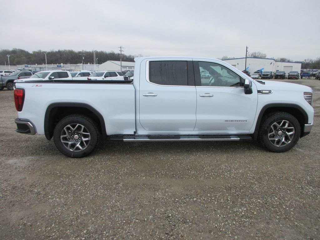 New 2026 GMC Sierra 1500 SLT w/ SLT Premium Plus Package image 3