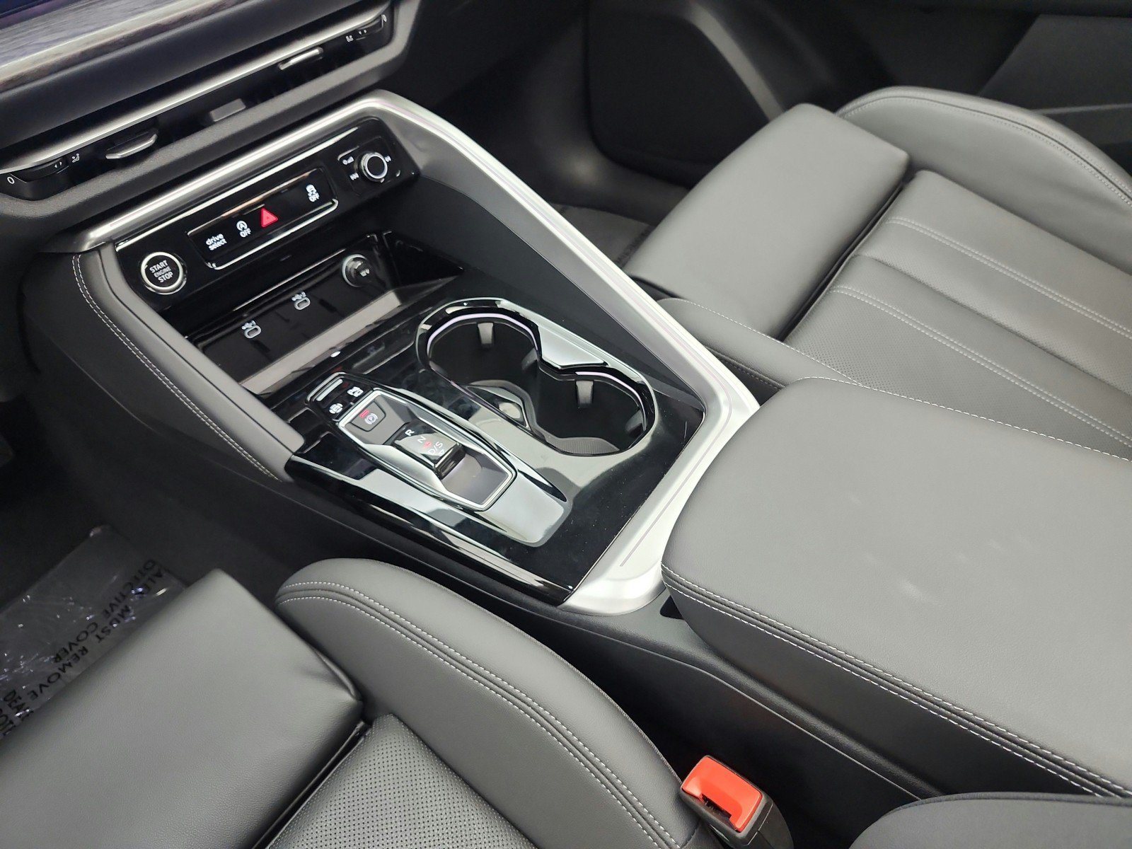 Used 2025 Audi Q5 Prestige AWD/4WD image 11