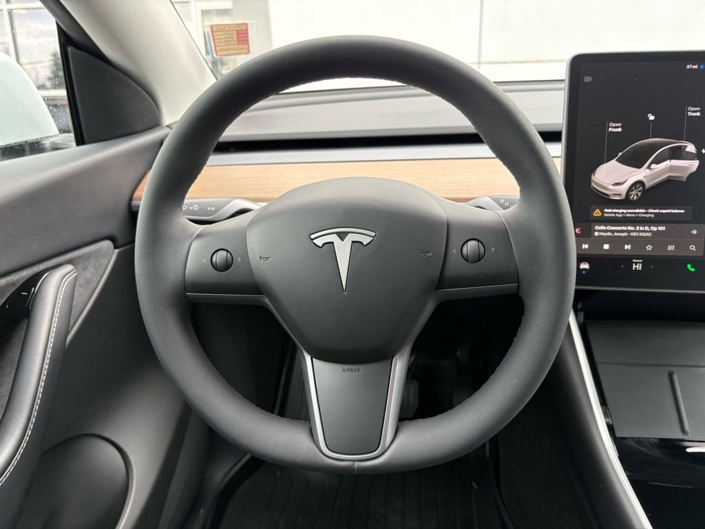 Used 2020 Tesla Model Y Long Range image 16