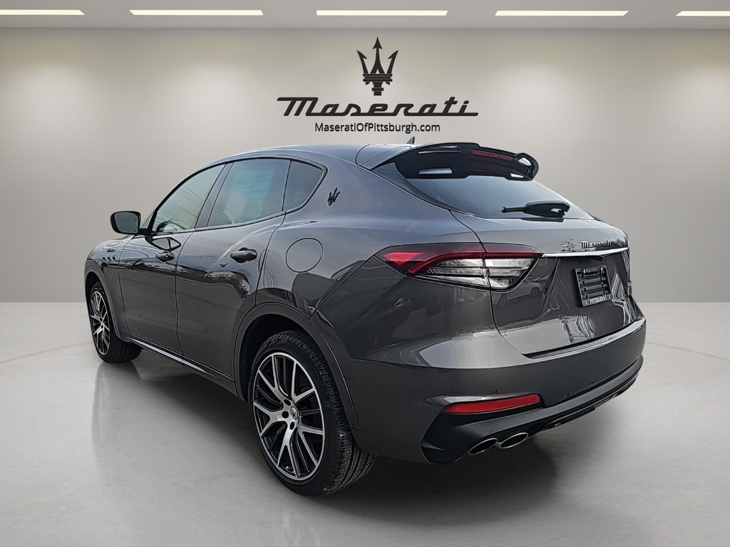 Used 2024 Maserati Levante Modena Ultima AWD/4WD image 7