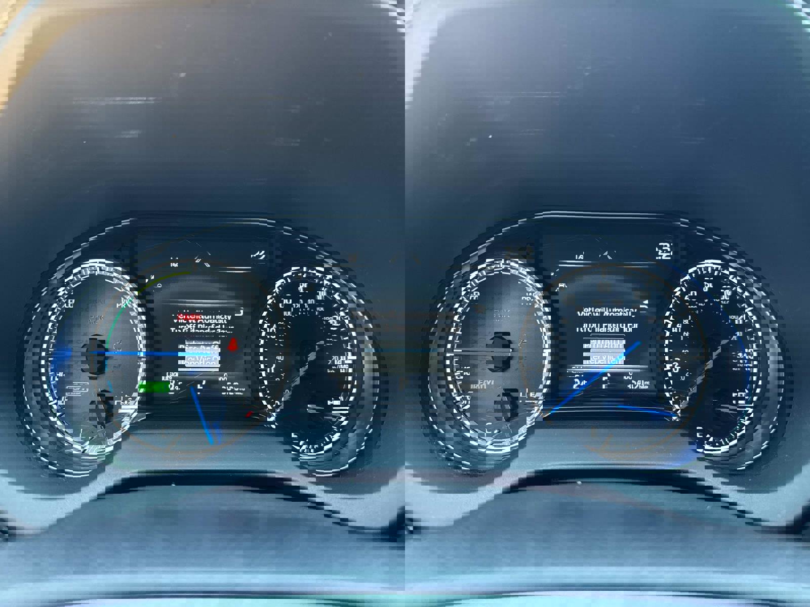 Used 2023 Toyota Venza XLE image 28