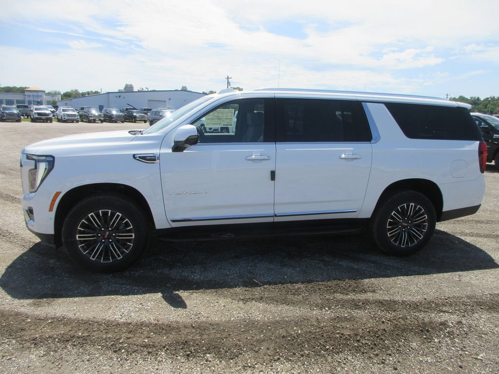 New 2026 GMC Yukon XL Elevation w/ Elevation Premium Package AWD/4WD image 7