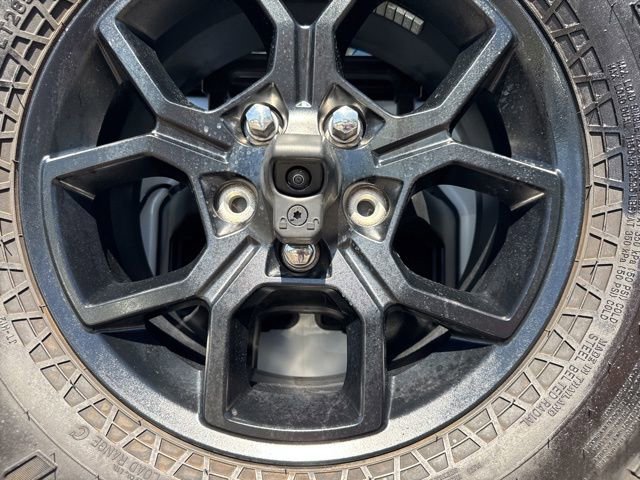 Used 2025 Jeep Wrangler Unlimited Sport AWD/4WD image 18