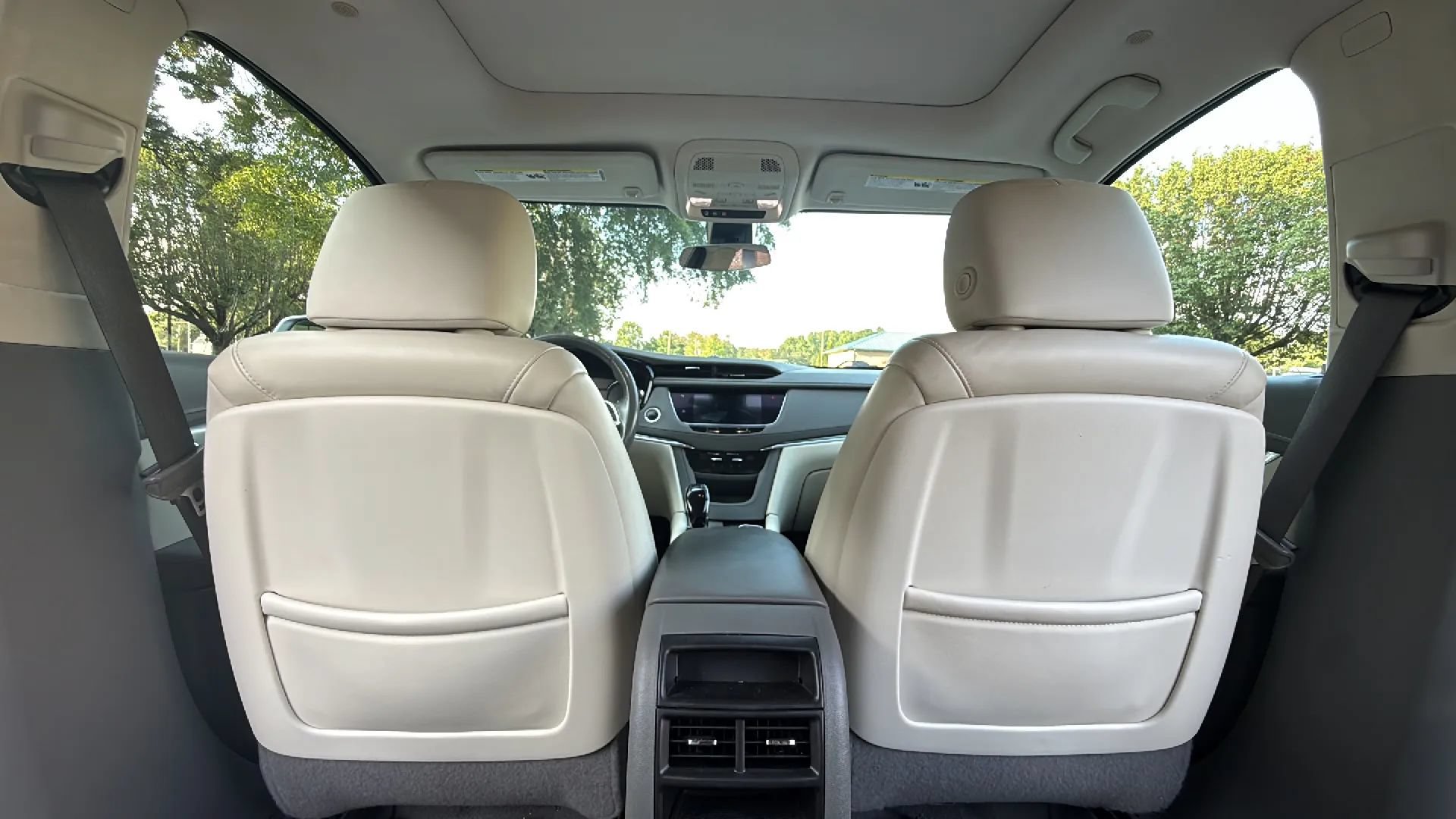 Used 2020 Cadillac XT5 Premium Luxury FWD image 27