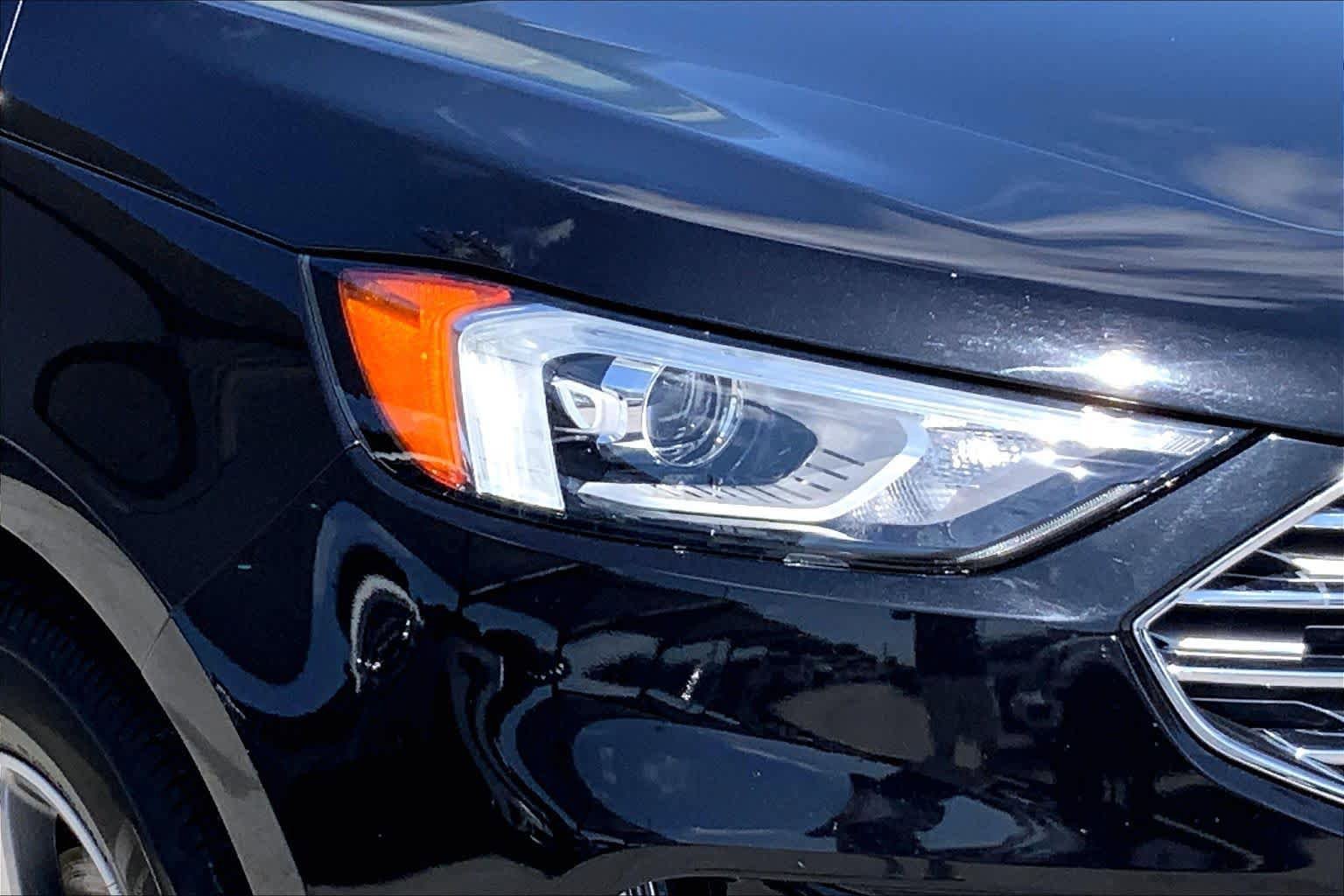Used 2019 Ford Edge SEL w/ Equipment Group 201A FWD image 25