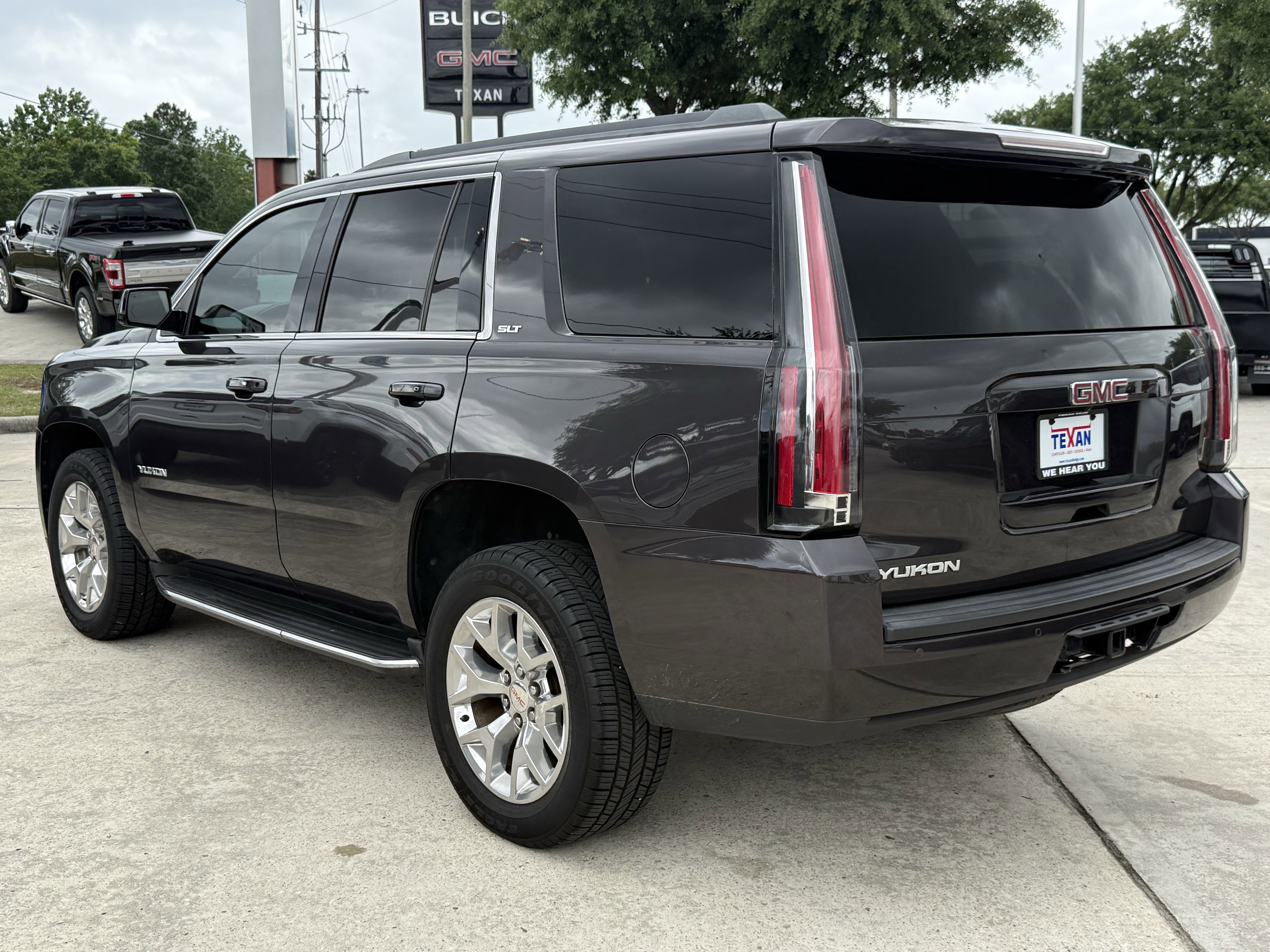 Used 2017 GMC Yukon SLT RWD image 7
