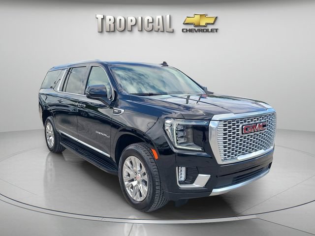 Used 2024 GMC Yukon XL Denali AWD/4WD image 4