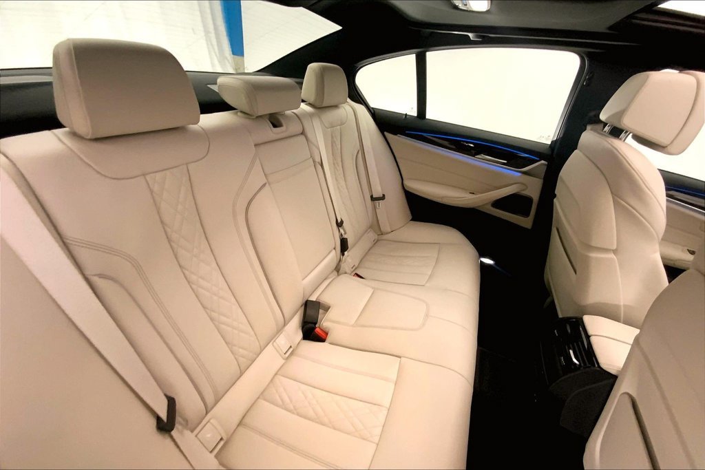 Certified 2023 BMW 530e xDrive w/ Premium Package AWD/4WD image 15