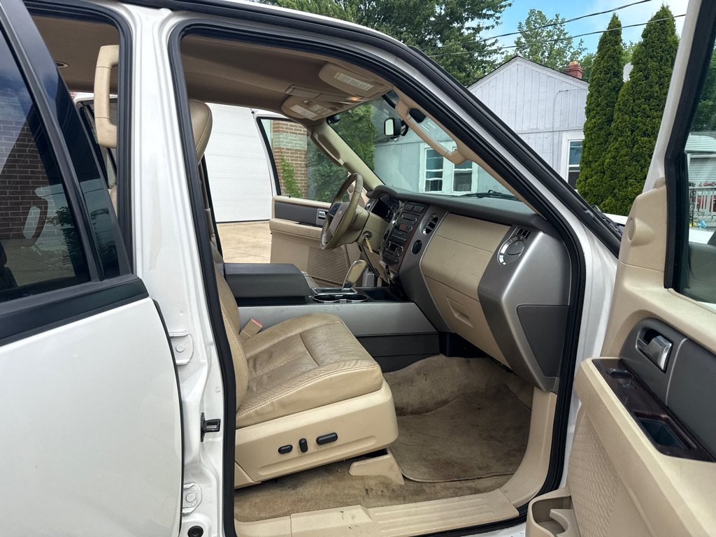 Used 2013 Ford Expedition EL XLT AWD/4WD image 12