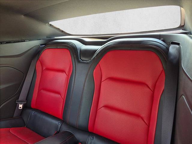 Used 2017 Chevrolet Camaro SS RWD image 11