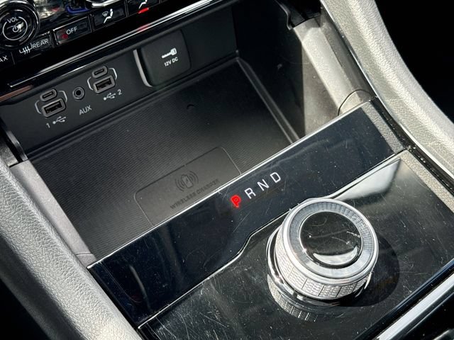 Used 2023 Jeep Grand Cherokee Laredo w/ Luxury Tech Group I AWD/4WD image 19