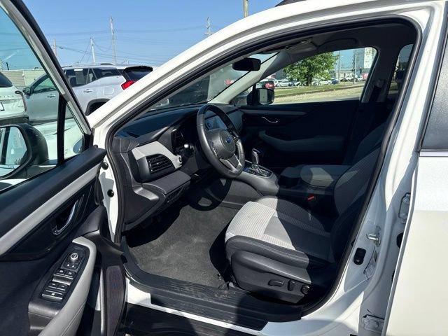 Used 2023 Subaru Outback Premium AWD/4WD image 9