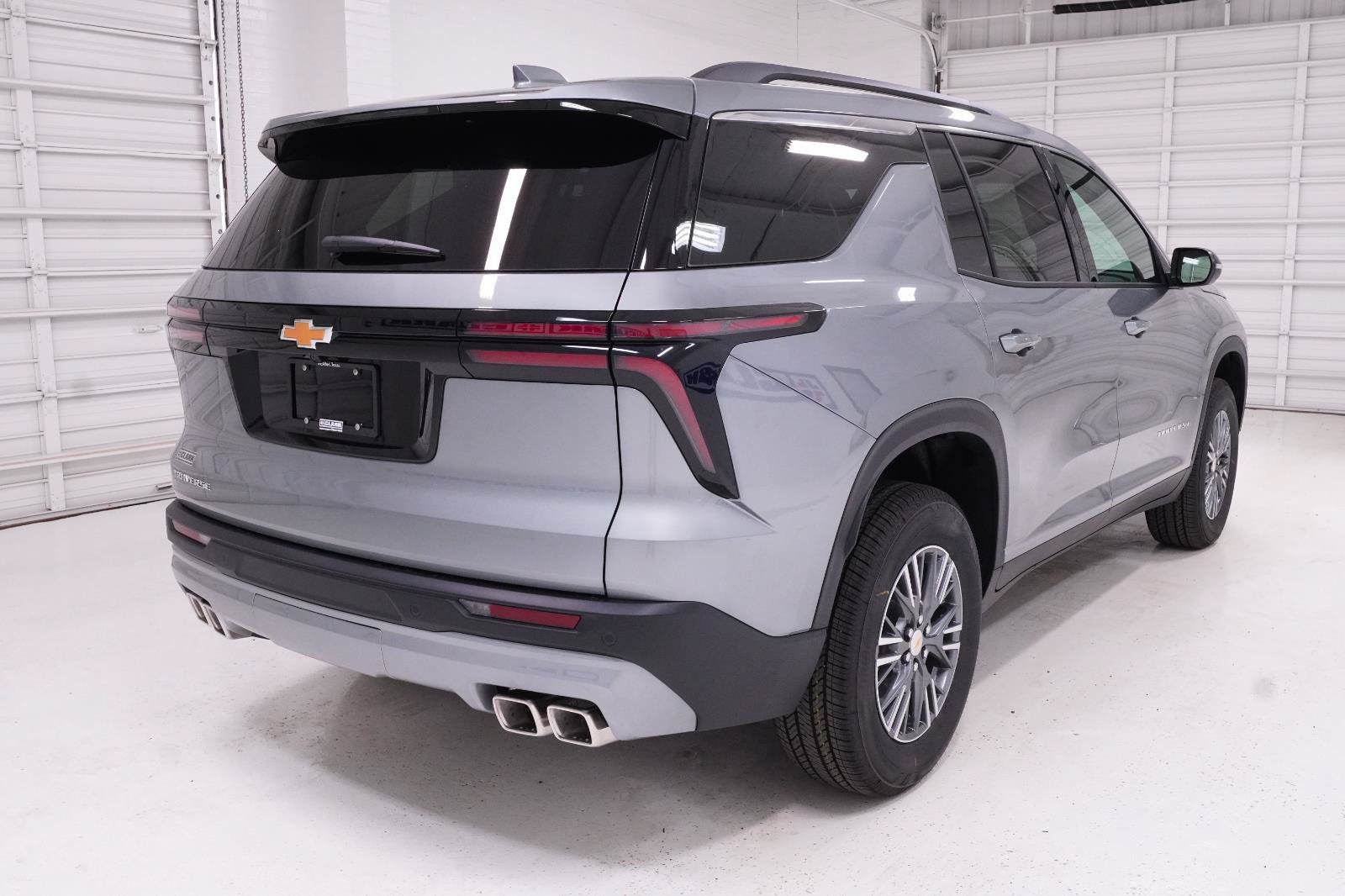 New 2026 Chevrolet Traverse LT FWD image 29