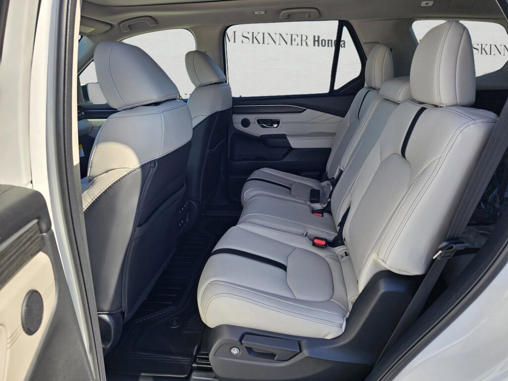 New 2026 Honda Pilot image 35