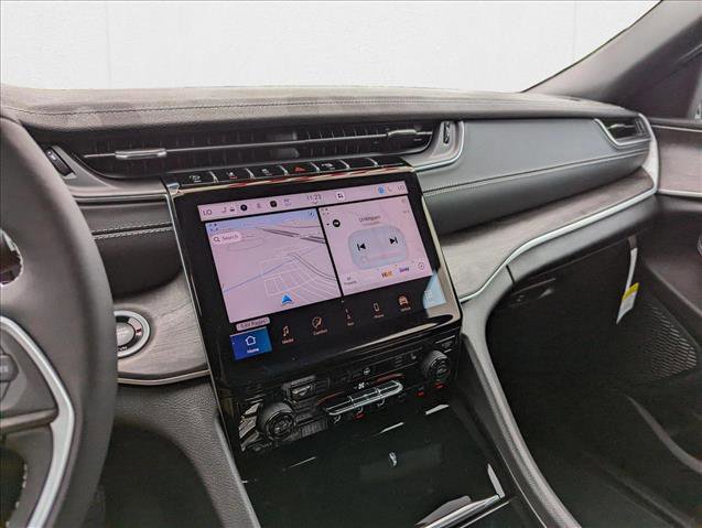 New 2025 Jeep Grand Cherokee L Limited w/ Black Appearance Package image 13